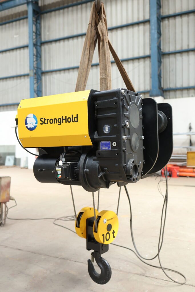 electric Wire rope hoist manufactured and testing